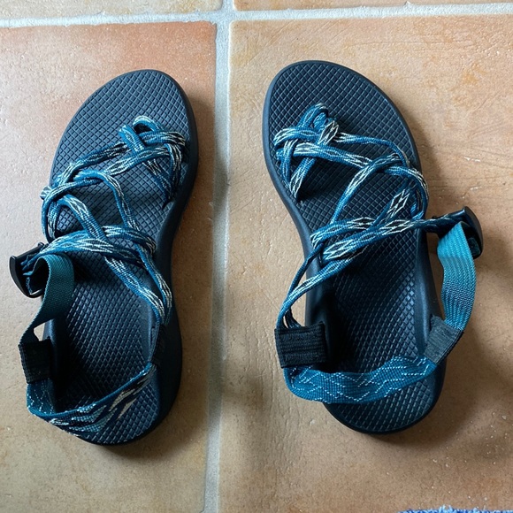 Chaco w 9 sandal - Picture 1 of 5
